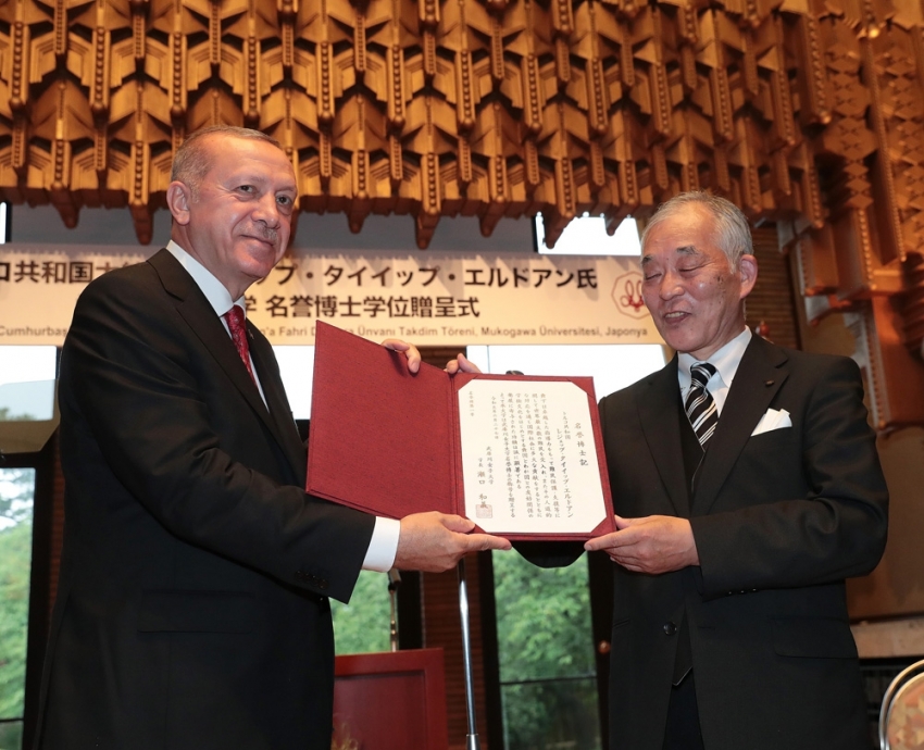 Cumhurbaşkanı Erdoğan’a Japonya’da fahri doktora unvanı verildi