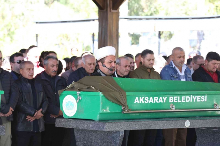 Oğlunun ölümünün ardından canına kıyan doktora veda