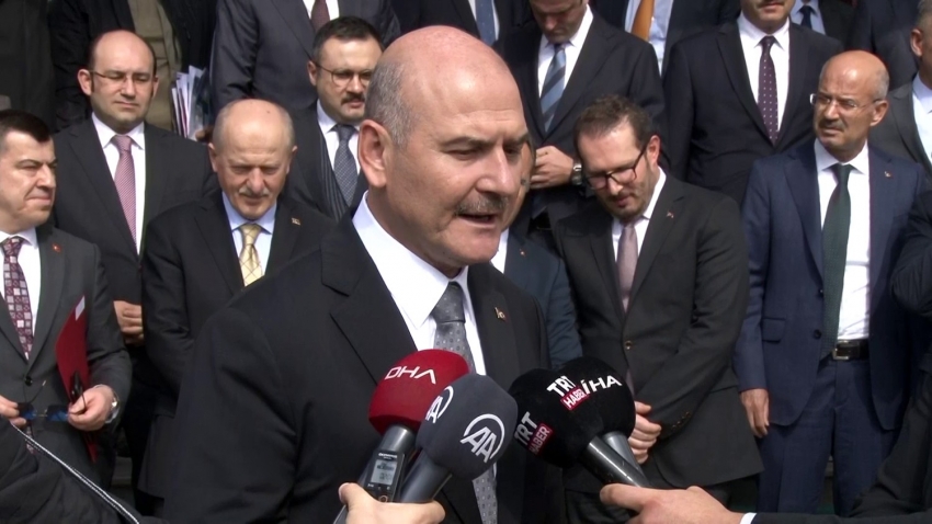 Bakan Soylu: “Yaklaşık şu anda 40 milyon dolarlık paraya el konuldu ama daha bu başlangıç"