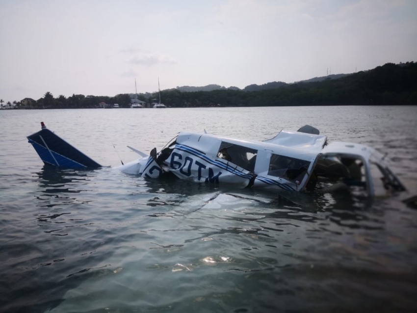 Honduras’ta küçük uçak düştü: 5 ölü