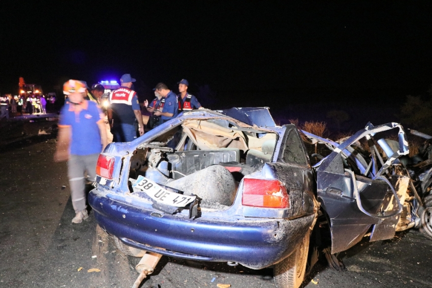 Aksaray’da zincirleme trafik kazası: 2 ölü