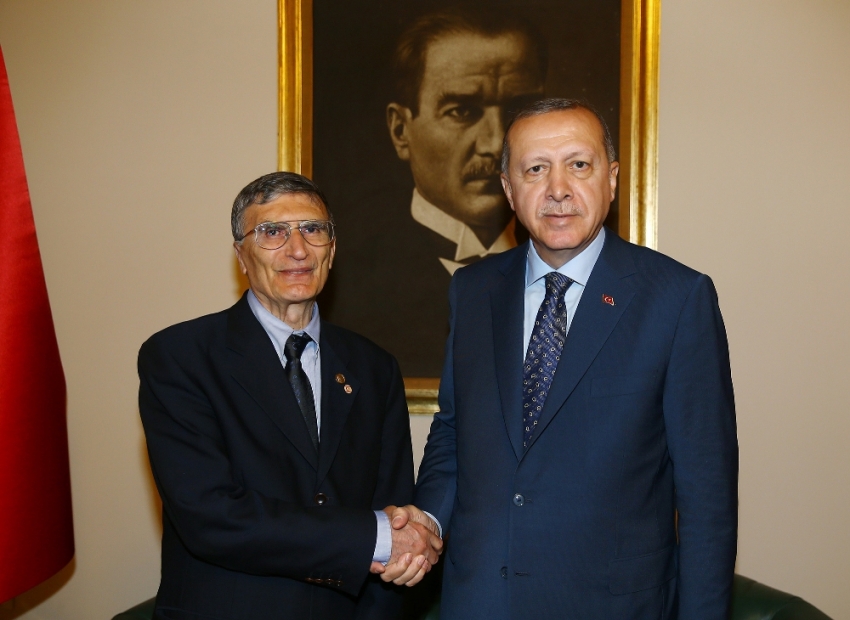 Erdoğan, Nobel Ödüllü bilim adamı Aziz Sancar’ı kabul etti