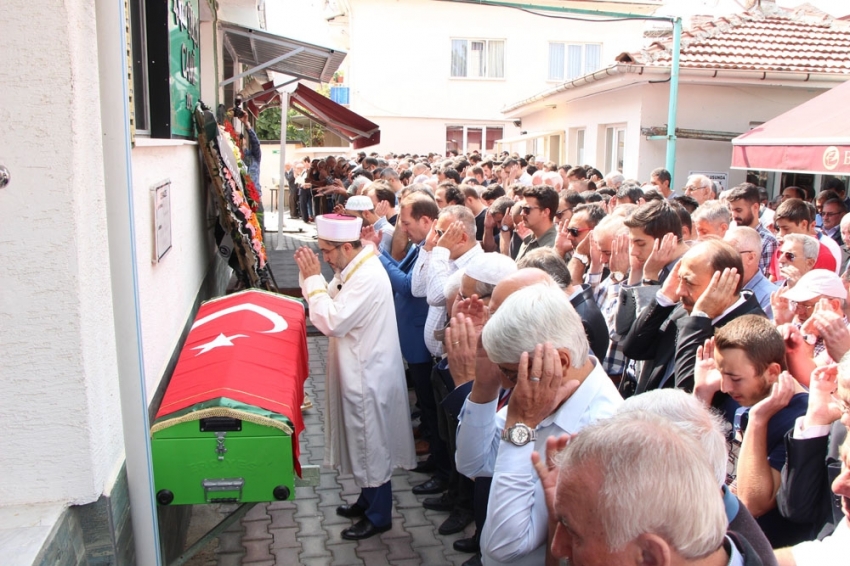 Makinist Tunaboylu son yolculuğuna uğurlandı