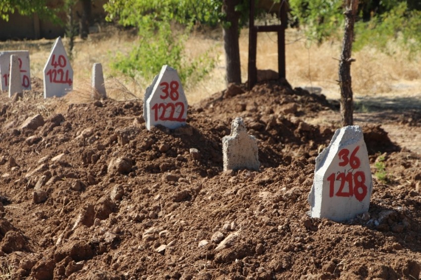 56 PKK’lı teröristin cenazesi sessiz sedasız gömüldü