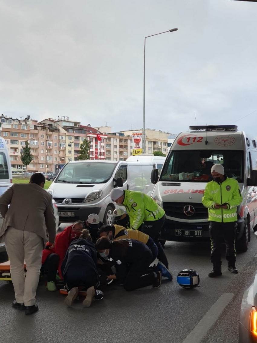 Bursa’da motorlu kurye ölümden döndü