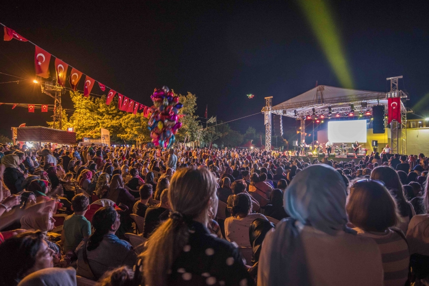 Karacabey Uluslararası Leylek Festivali başlıyor