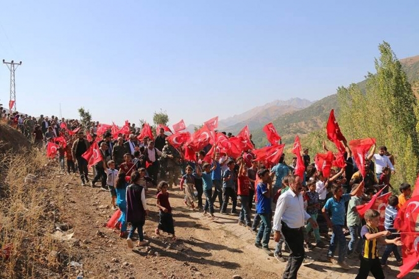 Şemdinli’de ’Kohrolsun PKK’ sloganları