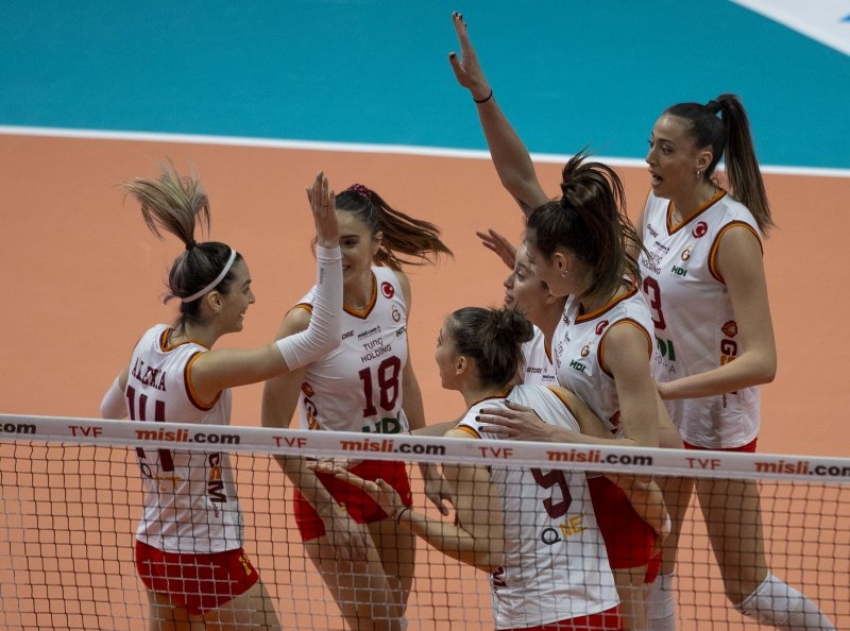 Galatasaray HDI Sigorta ilk maçta galip