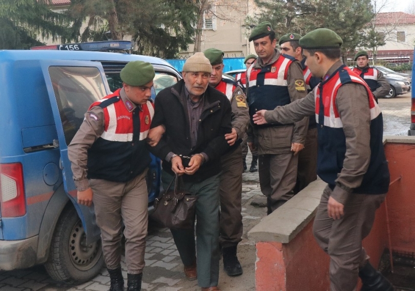 Bolu’da 4 kişinin öldüğü cinayet davasında baba ve oğullarına ceza yağdı