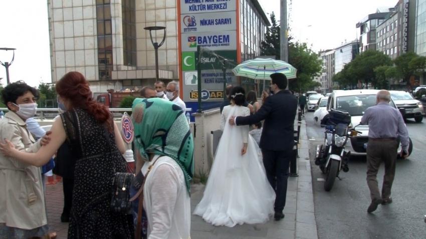 Yangın çıktı nikah yarıda kaldı