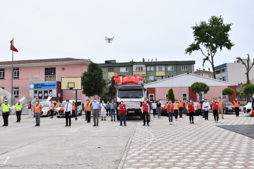 Kutlamalar vatandaşların ayağına gitti