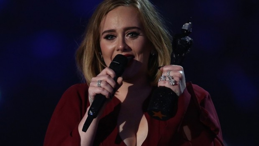 Brit Müzik Ödülleri gecesine Adele ödülleri topladı