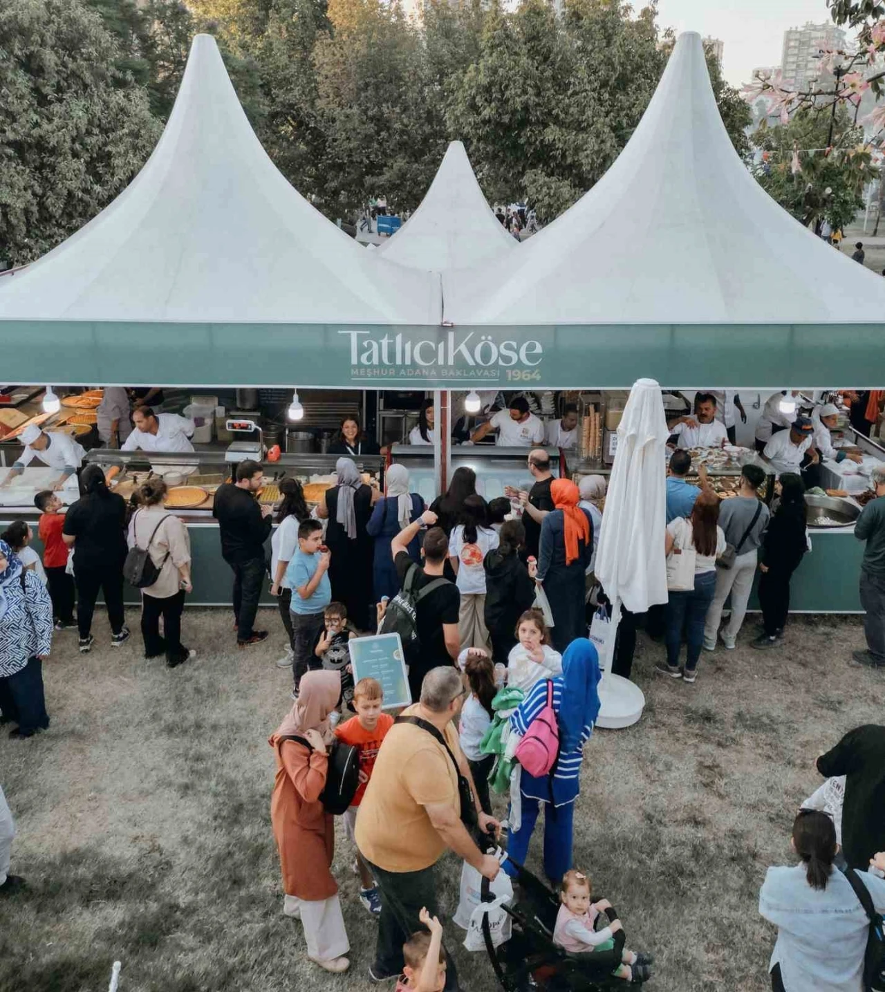 Adana Baklavası, lezzet festivalinde tam not aldı
