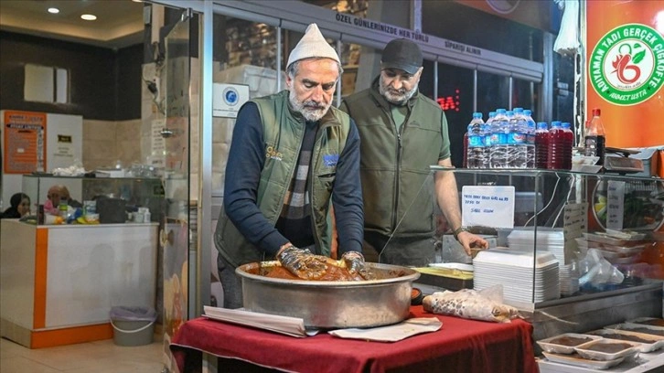 Adıyaman esnafı depremin ardından yeniden tezgah başında