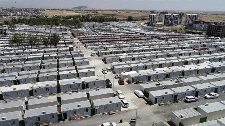 Adıyaman kent merkezinde hak sahiplerinin tamamı konteynere yerleştirildi