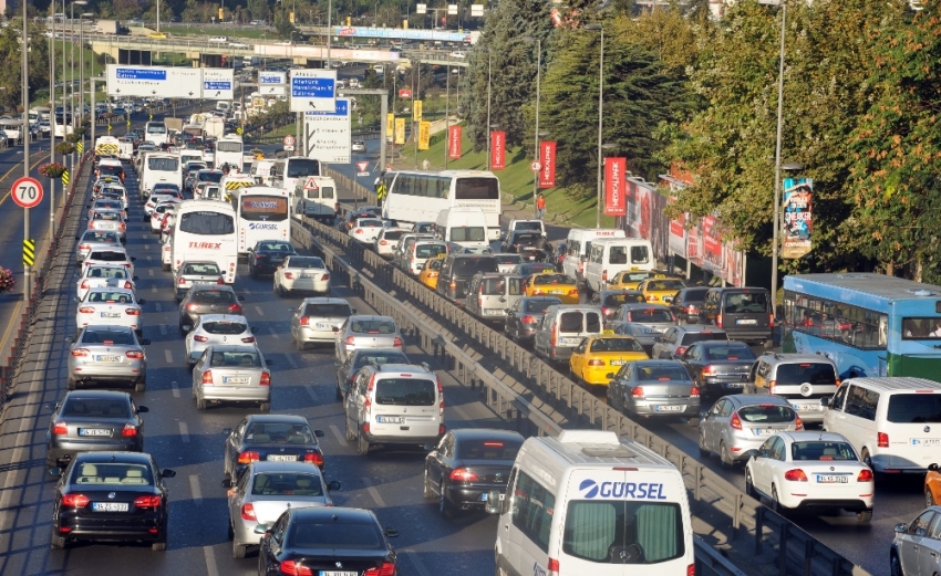 Trafiğe kayıtlı araç sayısı açıklandı