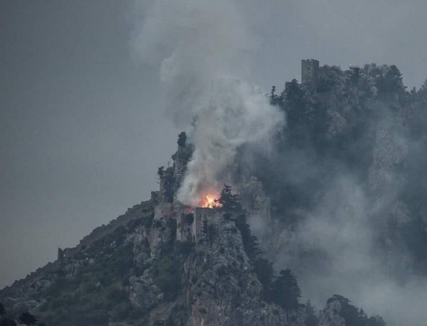 KKTC’deki St. Hilarion Kalesi’nde yangın