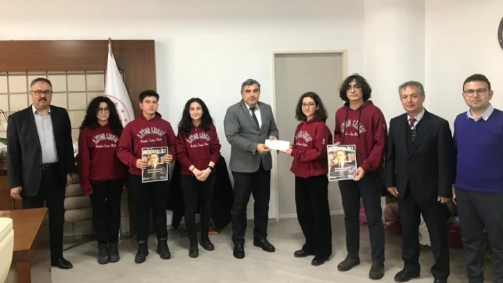 Afyon Lisesi öğrencilerinden duygulandıran bağış
