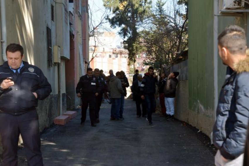 Ağabey katili kardeşe ömür boyu hapis istemi