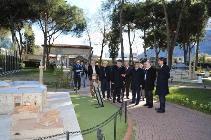 Ağrılı başkanlardan Şehzadelerpark’a övgü
