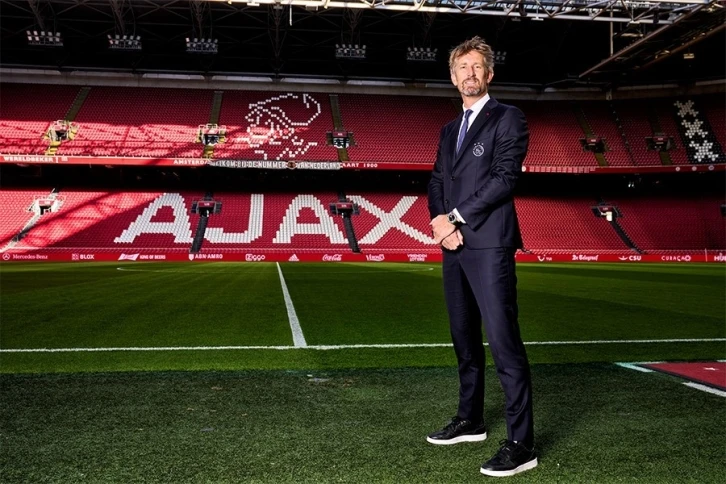 Ajax’ta Edwin van der Sar, CEO’luk görevinden ayrılma kararı aldı