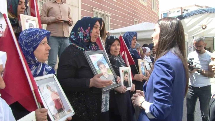 AK Parti Genel Başkan Yardımcısı Karaaslan, Diyarbakır’da HDP ve Millet İttifakı’na yüklendi
