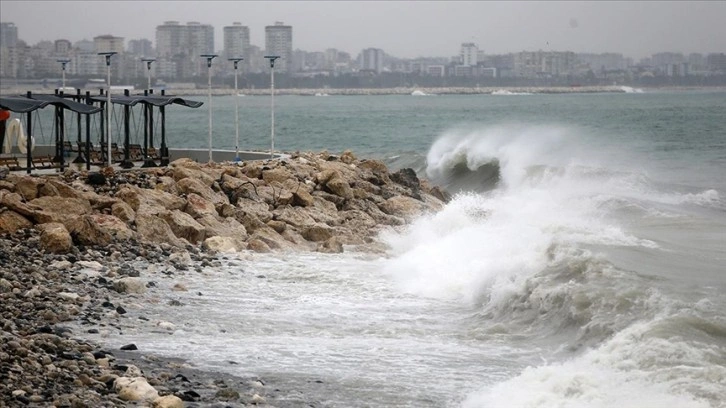 Akdeniz'in doğusunda kuvvetli yağış uyarısı