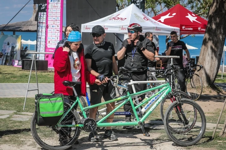 AKRA Gran Fondo engel tanımıyor
