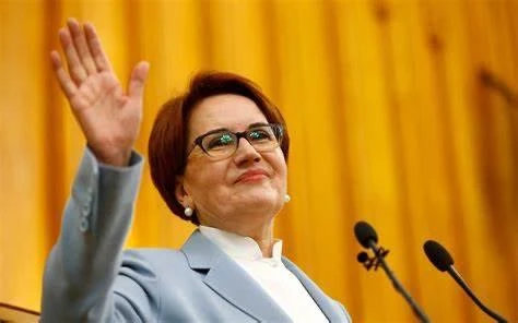 Akşener'e 81 ilden tam destek geldi. 