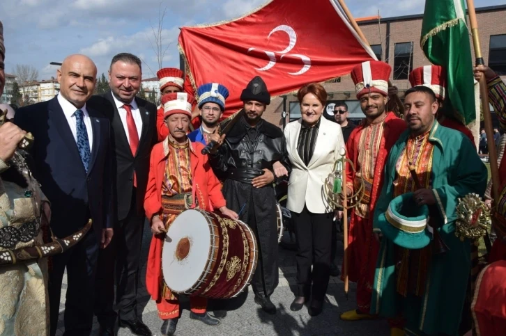 Akşener: "2028’de herkesin eteği tutuşacak"