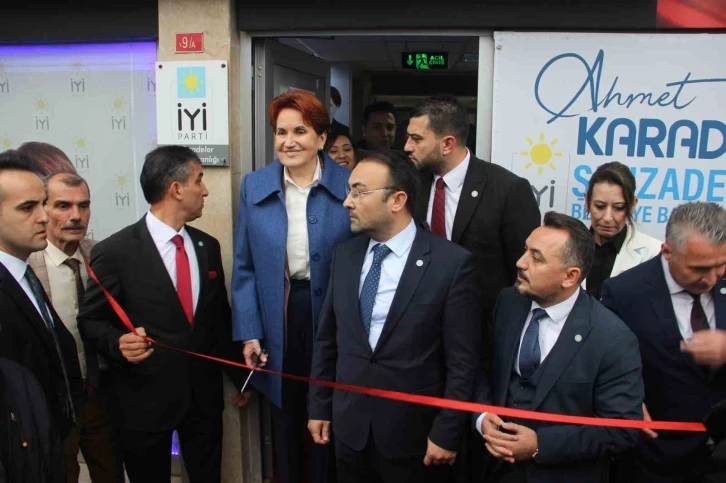 Akşener: "Seçimlere iyi ki de hür ve müstakil olarak bu seçime giriyoruz"
