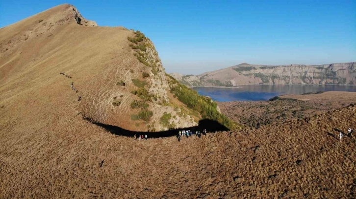 Aktivistlerden Nemrut Kalderası için farkındalık etkinliği
