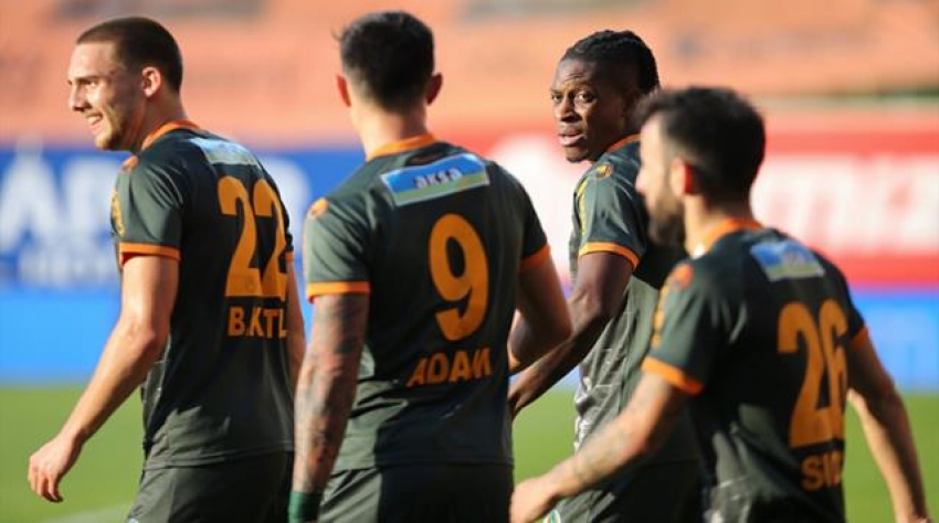 Alanyaspor rahat kazandı