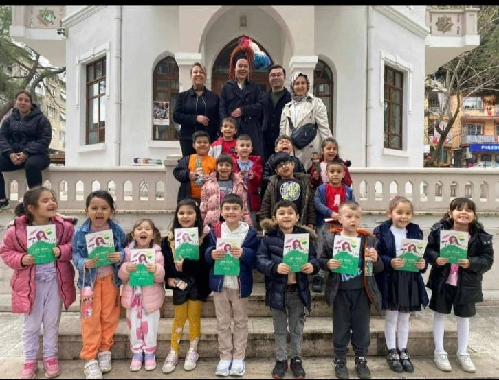 Alaşehir’de Kütüphane Haftası yoğun katılımla gerçekleştirildi
