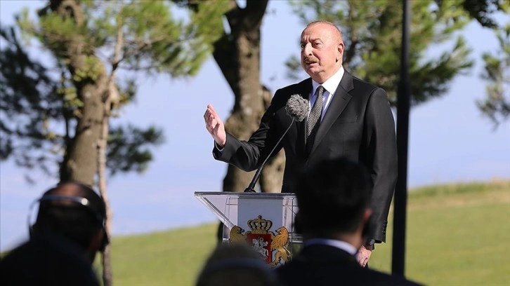 Aliyev: Güney Kafkasya'da barışın sağlanmasının zamanı geldi