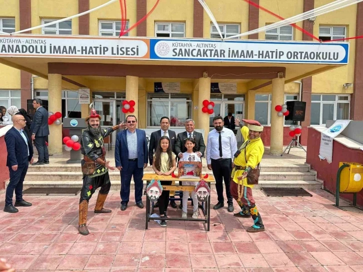 Altıntaş’ta imam hatip şenliği
