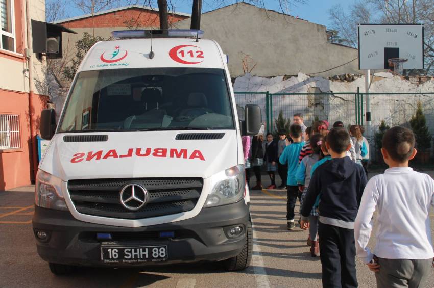 Bursa'da ambulansta ders