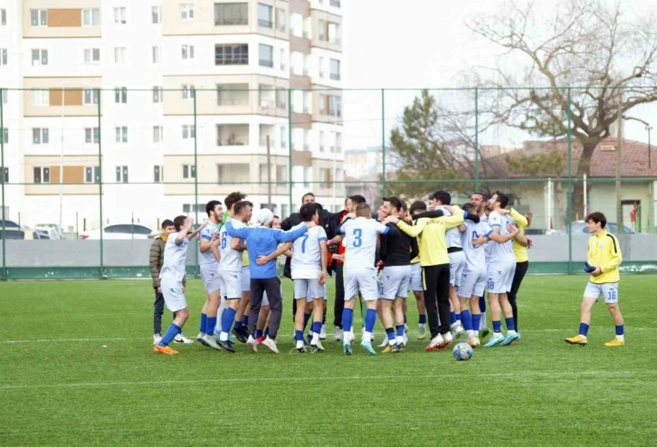 Amaratspor: 4 - Anadolu Yıldızları: 1
