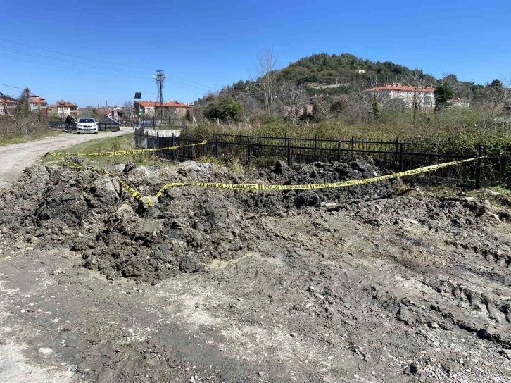 Amasra’da sit alanında iş makinesiyle kaçak kazı yapan 4 kişi yakalandı
