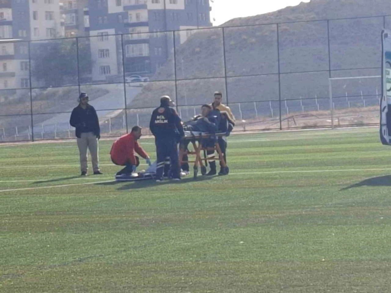 Ambulans helikopter 80 yaşındaki hasta için havalandı
