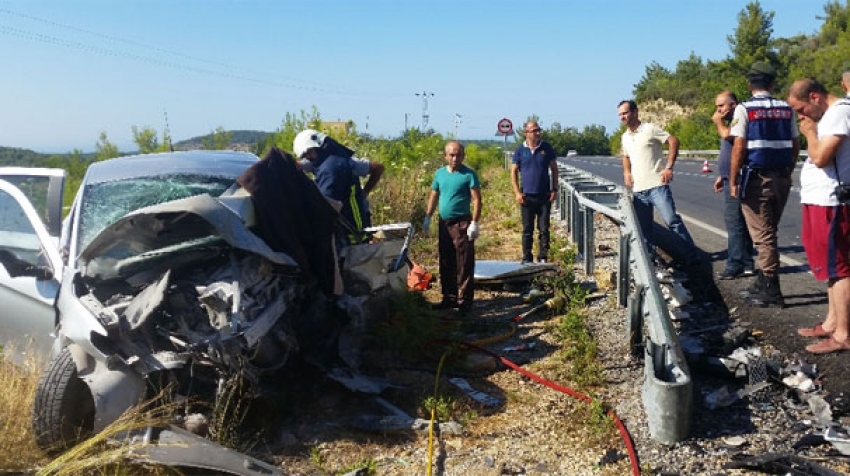 Antalya’da feci kaza: 2 ölü