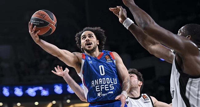 Anadolu Efes'in konuğu Barcelona