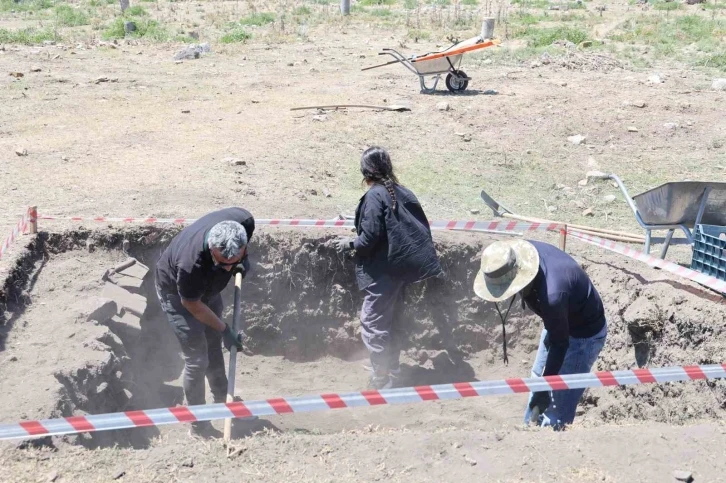 Anavarza Antik Kenti’nde Anadolu ve Türkiye’deki en erken tarihli caminin kalıntılarına ulaşıldı
