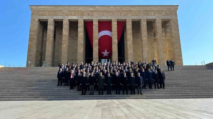 Anıtkabir’de 18 Mart Şehitlerini anma töreni düzenlendi
