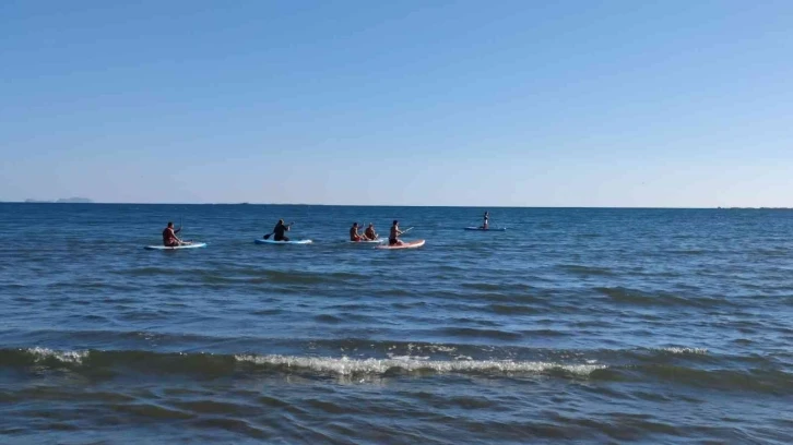 Antalya’da balık havuzunun patladığı söylentisi üzerine vatandaşlar sahile koştu
