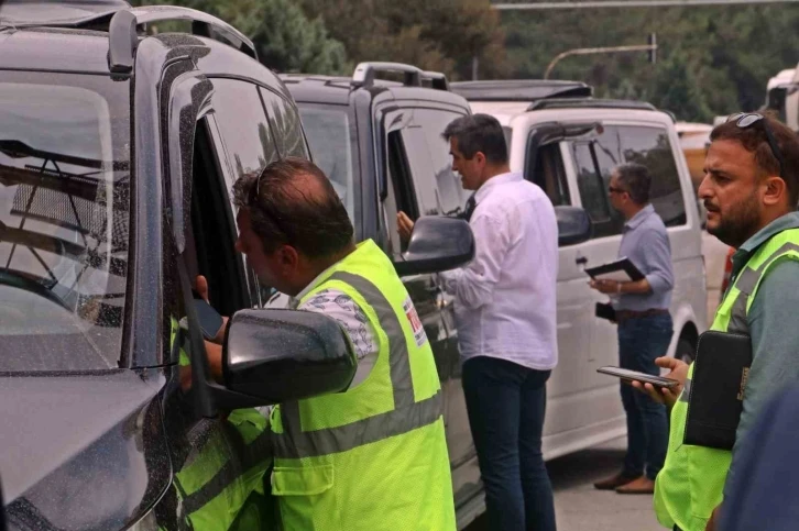 Antalya’da turist taşıyan araçlara ’sıkı’ denetim
