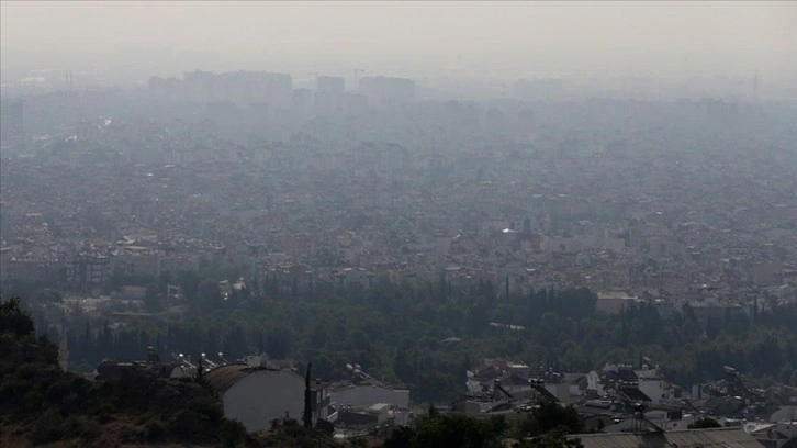 Antalya'da yüksek nem bunalttı