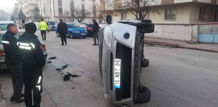 Bursa'da trafik kazası: 2 yaralı