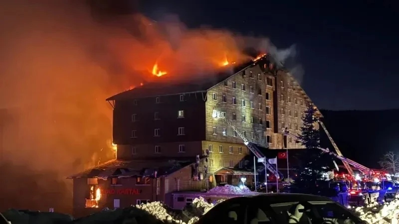 Aralarında Bursalı ailenin de olduğu otel yangınında hayatını kaybedenlerinin bazılarının kimlikleri 