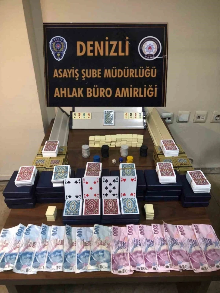 Aranması olan hırsız kumar oynarken yakalandı
